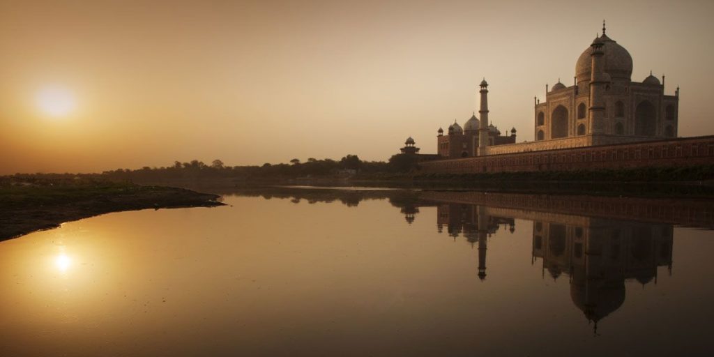 Amazing Sunrise Taj Mahal Tour