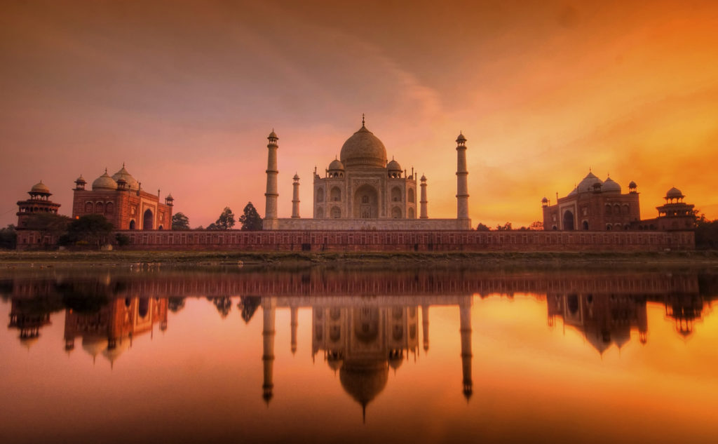 Sunrise Taj Mahal Tour From Delhi