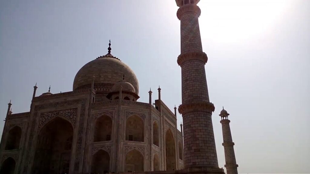 Taj Mahal Overnight Tour